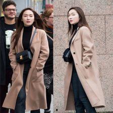 明星同款毛绒外套搭配,温暖冬日时尚搭配指南